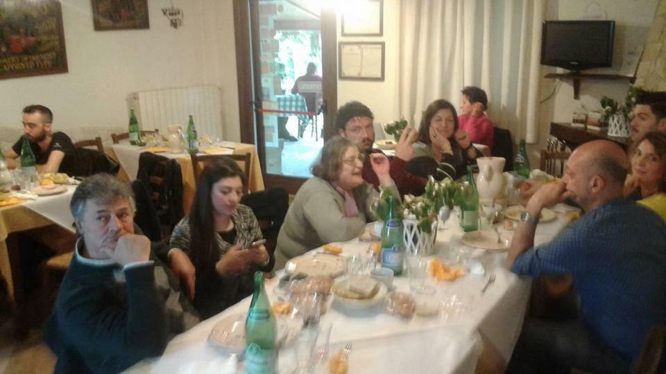 Agriturismo Tre Santi Villa Padula Eksteriør bilde